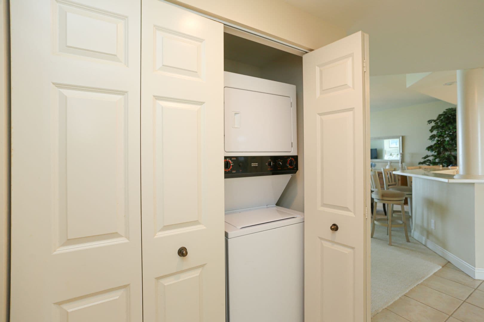 Naples House: 430 Cove Tower Drive Unit 1202