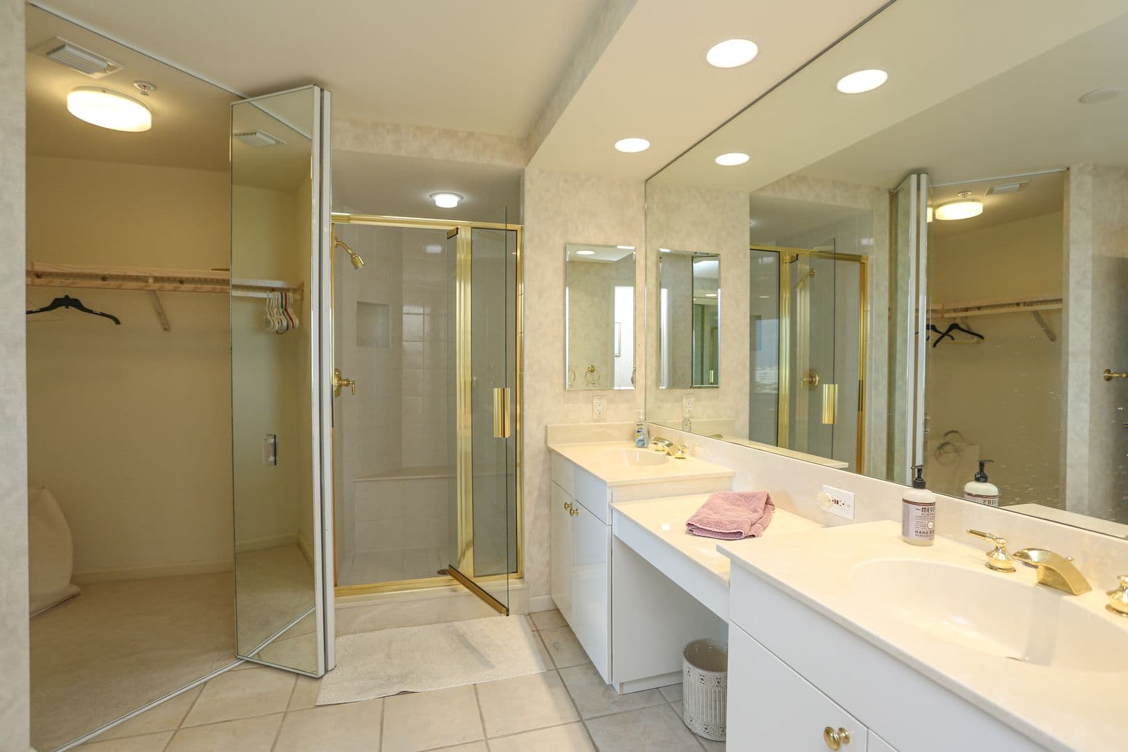 Naples House: 430 Cove Tower Drive Unit 1202