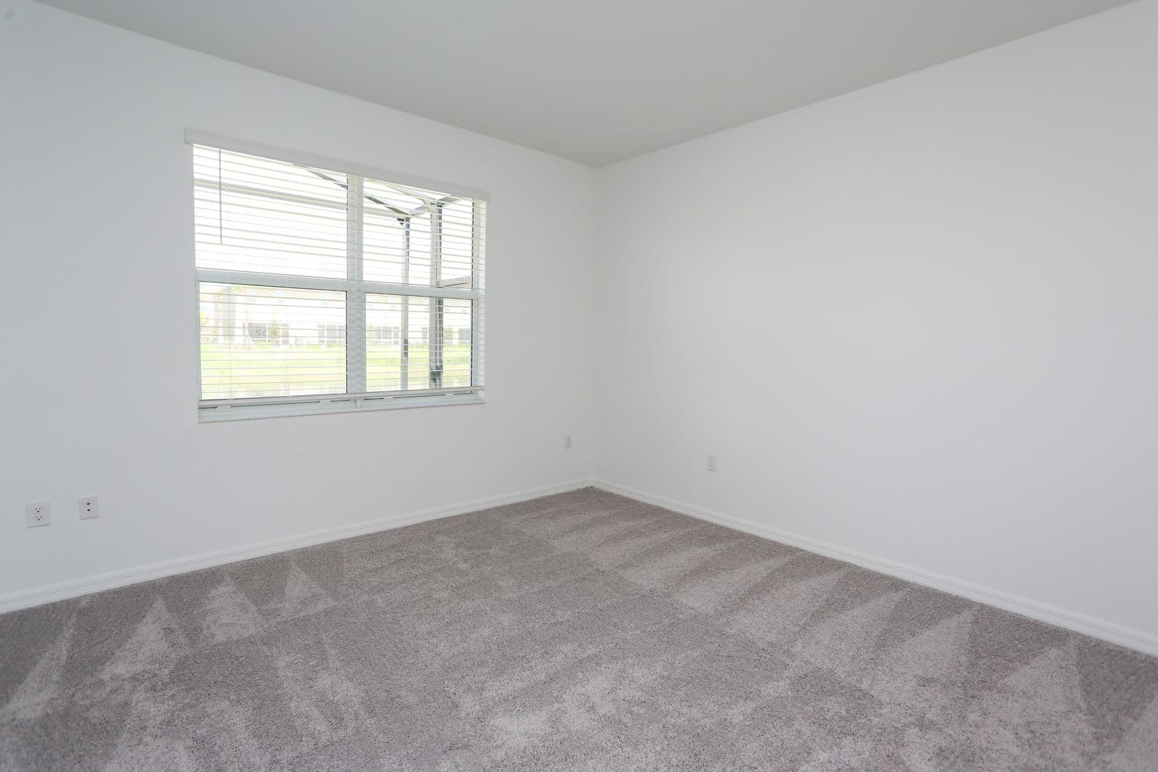 Naples House: 2599 Vine Avenue
