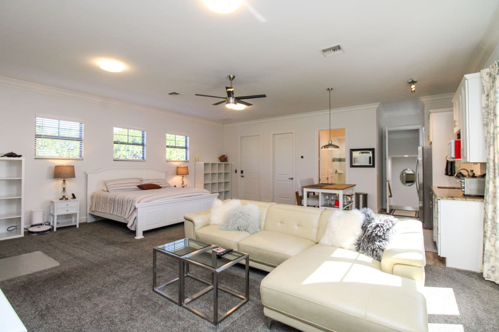 Naples House: 1555 Crayton Road