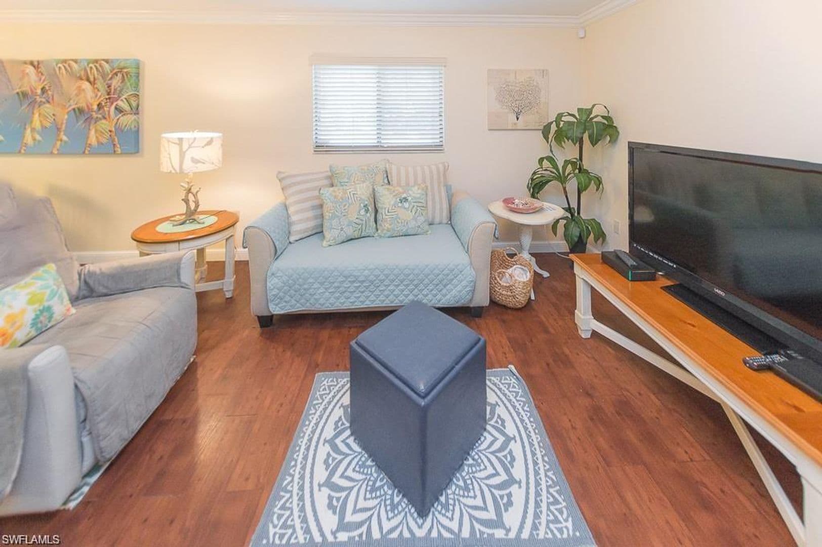 Naples House: 595 93rd Avenue North