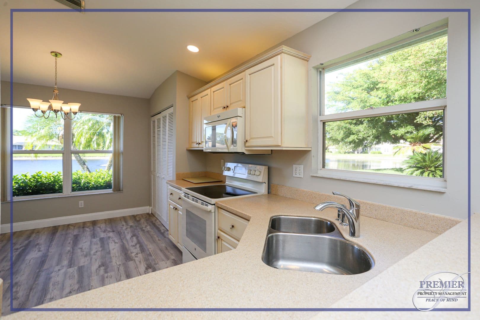 Naples House: 402 Emerald Bay Circle #E7