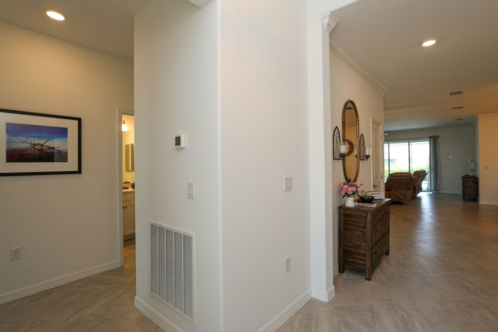 Naples House: 2155 Hamlin Street