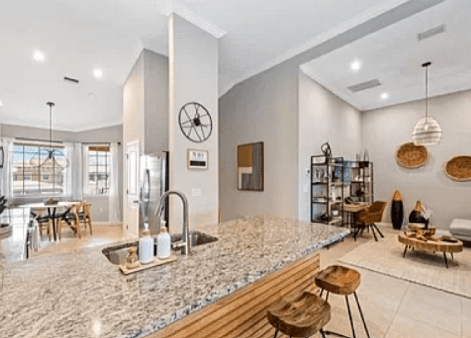 Naples House: 9397 Pocida Court Unit 203