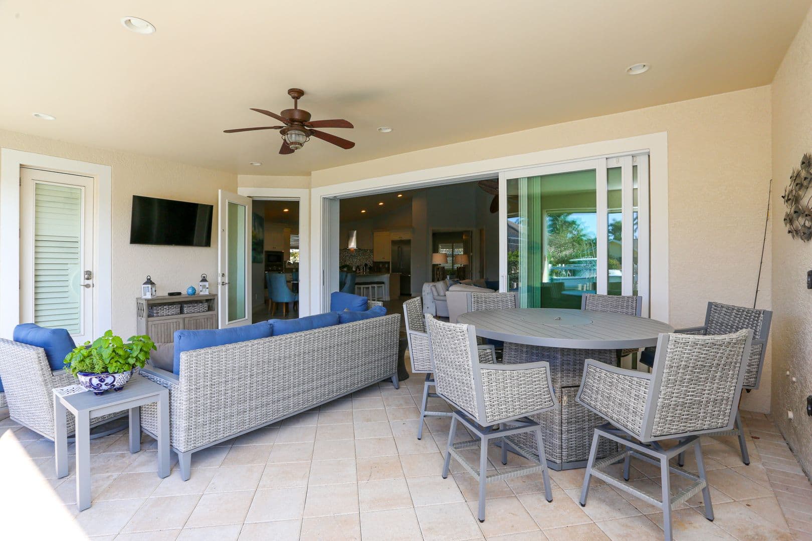 Naples House: 1480 Curlew Avenue
