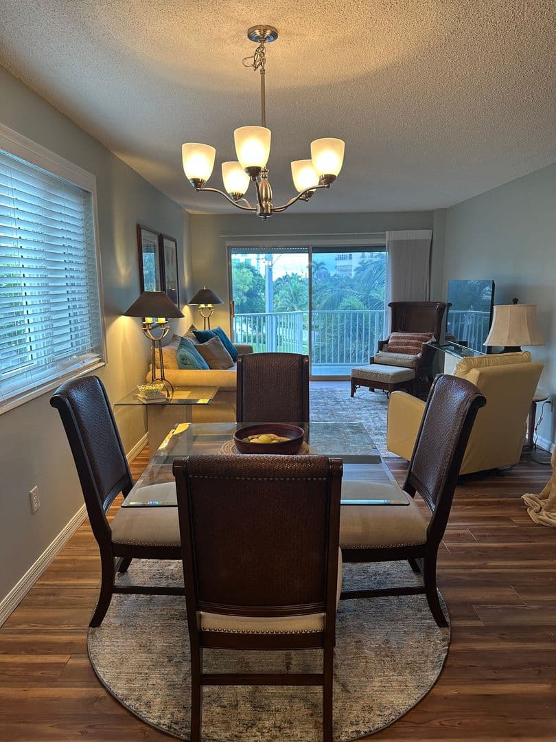 Naples Condo: 1300 Gulf Shore Blvd North Unit #304