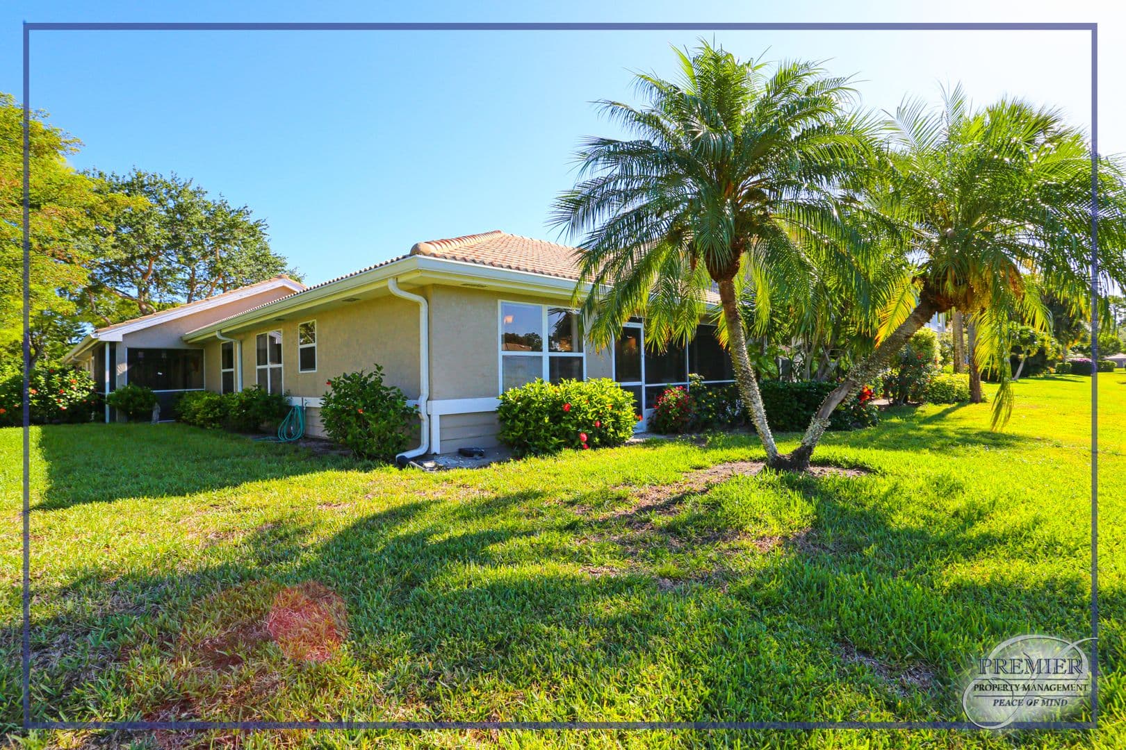 Naples House: 402 Emerald Bay Circle #E7