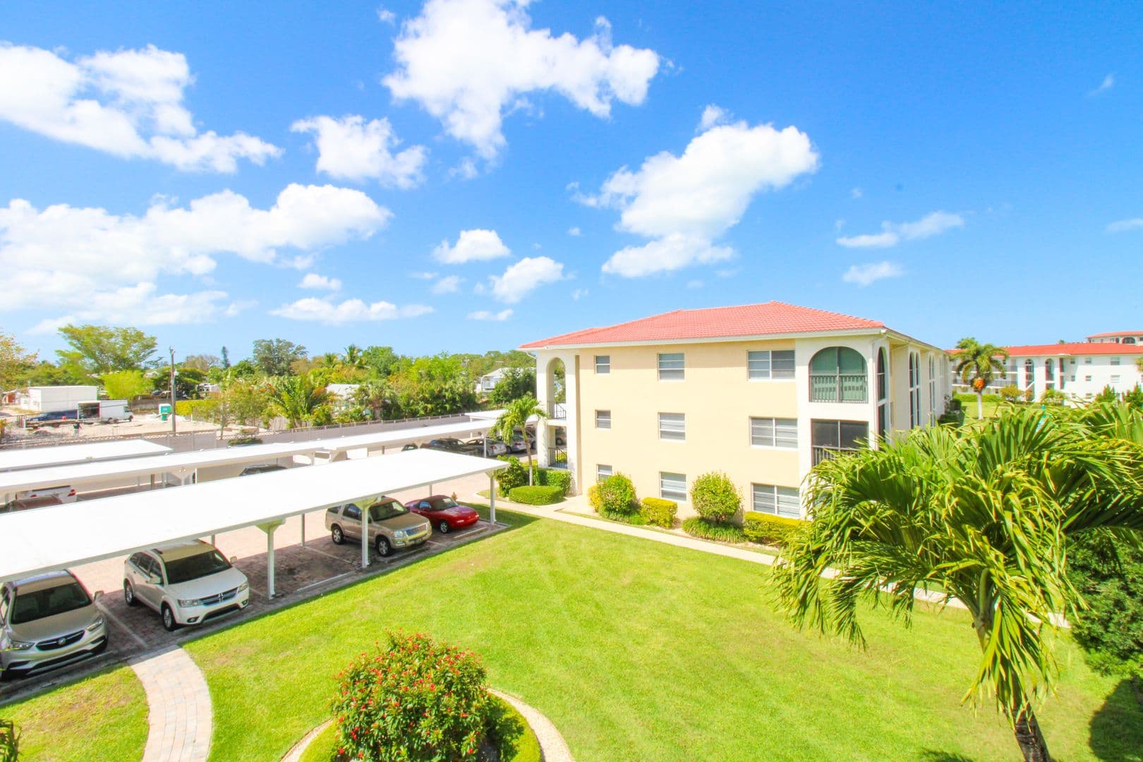 Naples House: 41 High Point Circle S #303