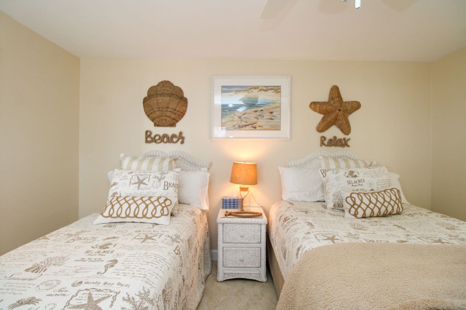 Naples Condo: 3443 Gulf Shore Boulevard N Unit 213