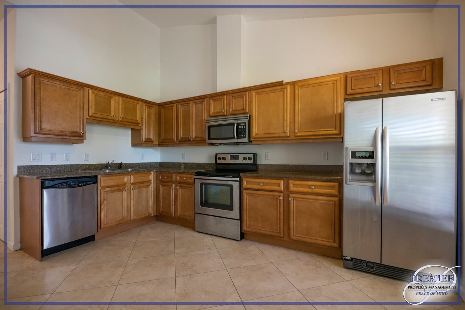 Naples Apartment: 1555 Blue Point Avenue