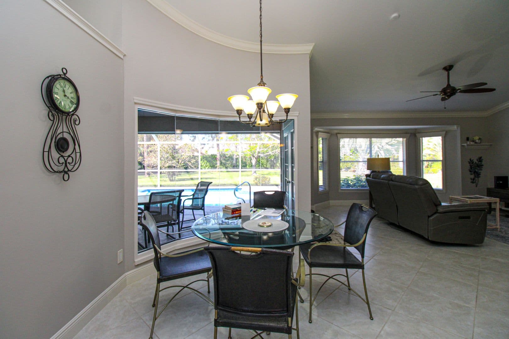 Naples House: 333 Wentworth Court