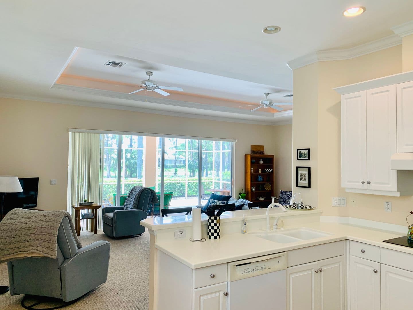 Naples House: 3910 Jasmine Lake Circle