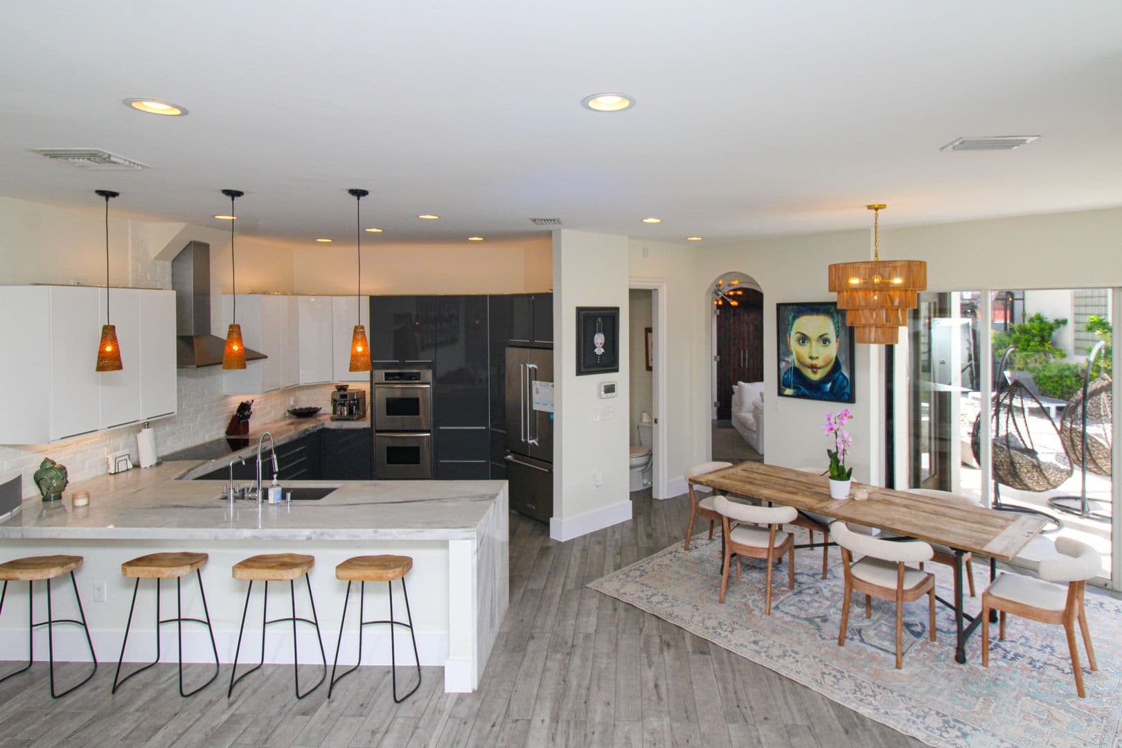 Naples House: 647 110th Avenue North