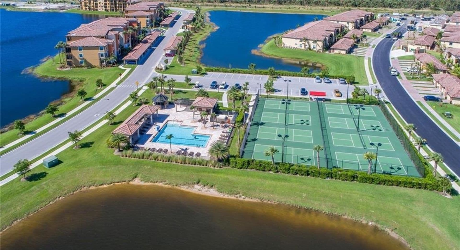 Naples House: 9566 Trevi Court #4943