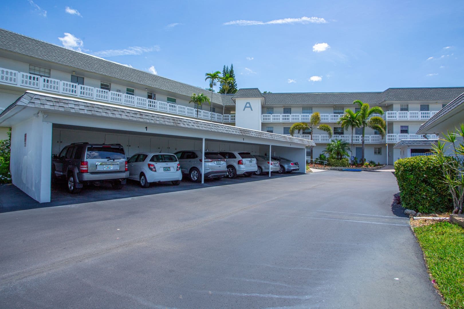 Naples House: 315 Saint Andrews Boulevard Apartment A25