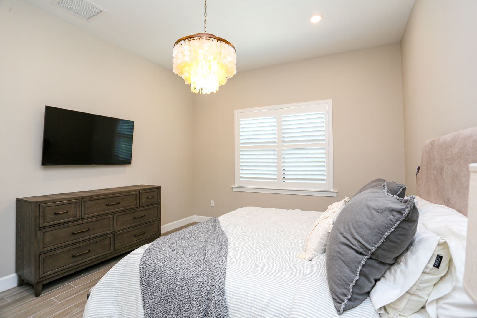 Naples House: 9716 Everglades Drive