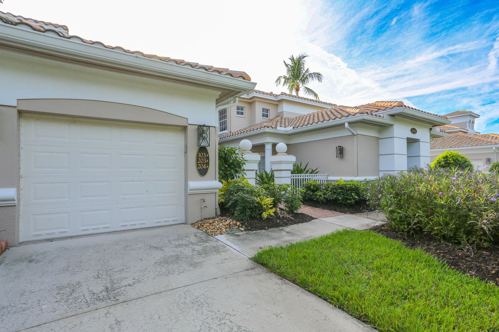 Naples House: 3930 Deer Crossing Court Unit 103