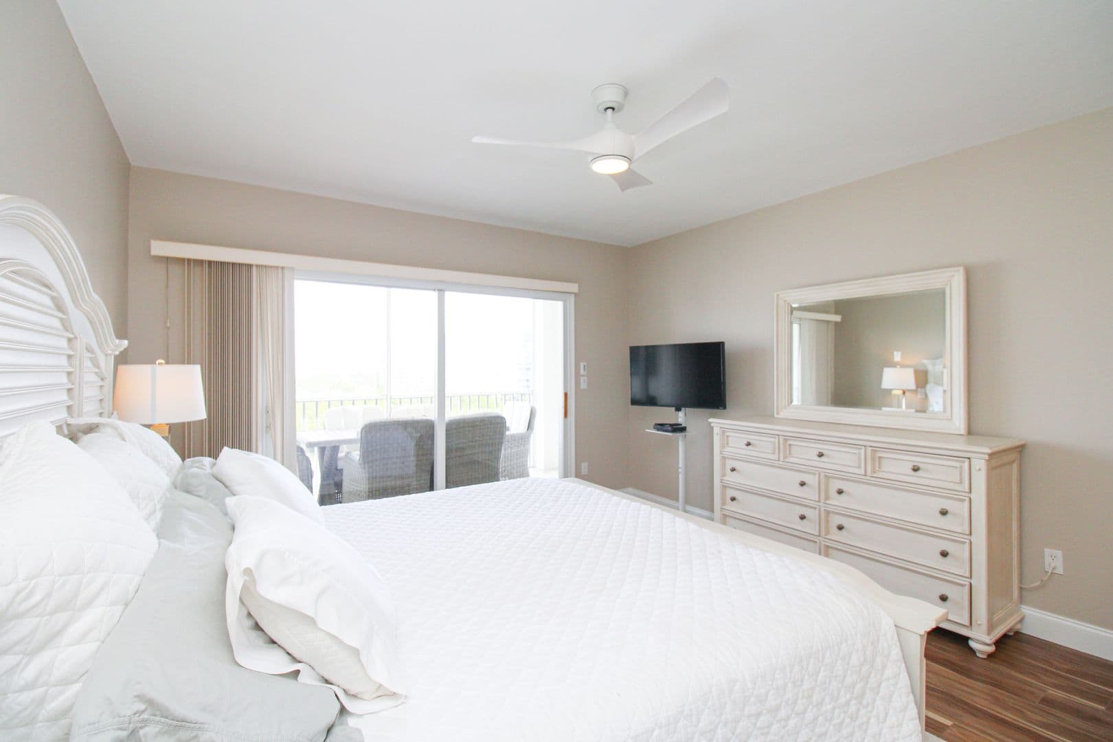 Naples House: 35 Bluebill Avenue B-702