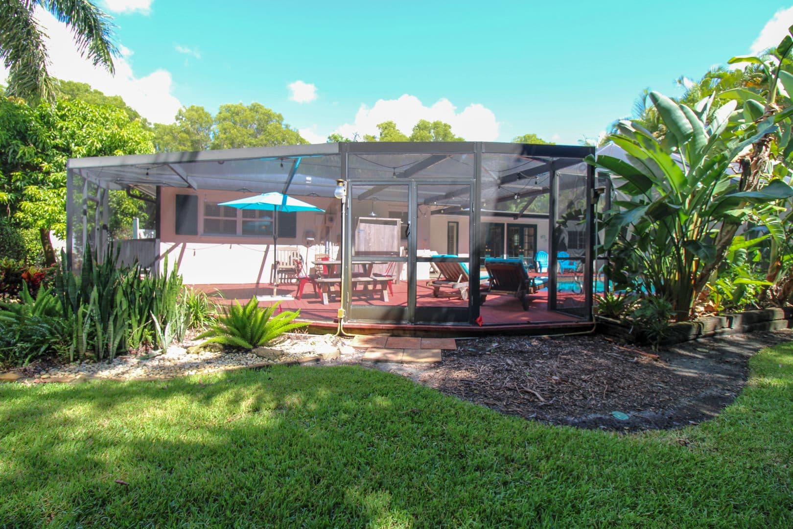Naples House: 750 Pine Court