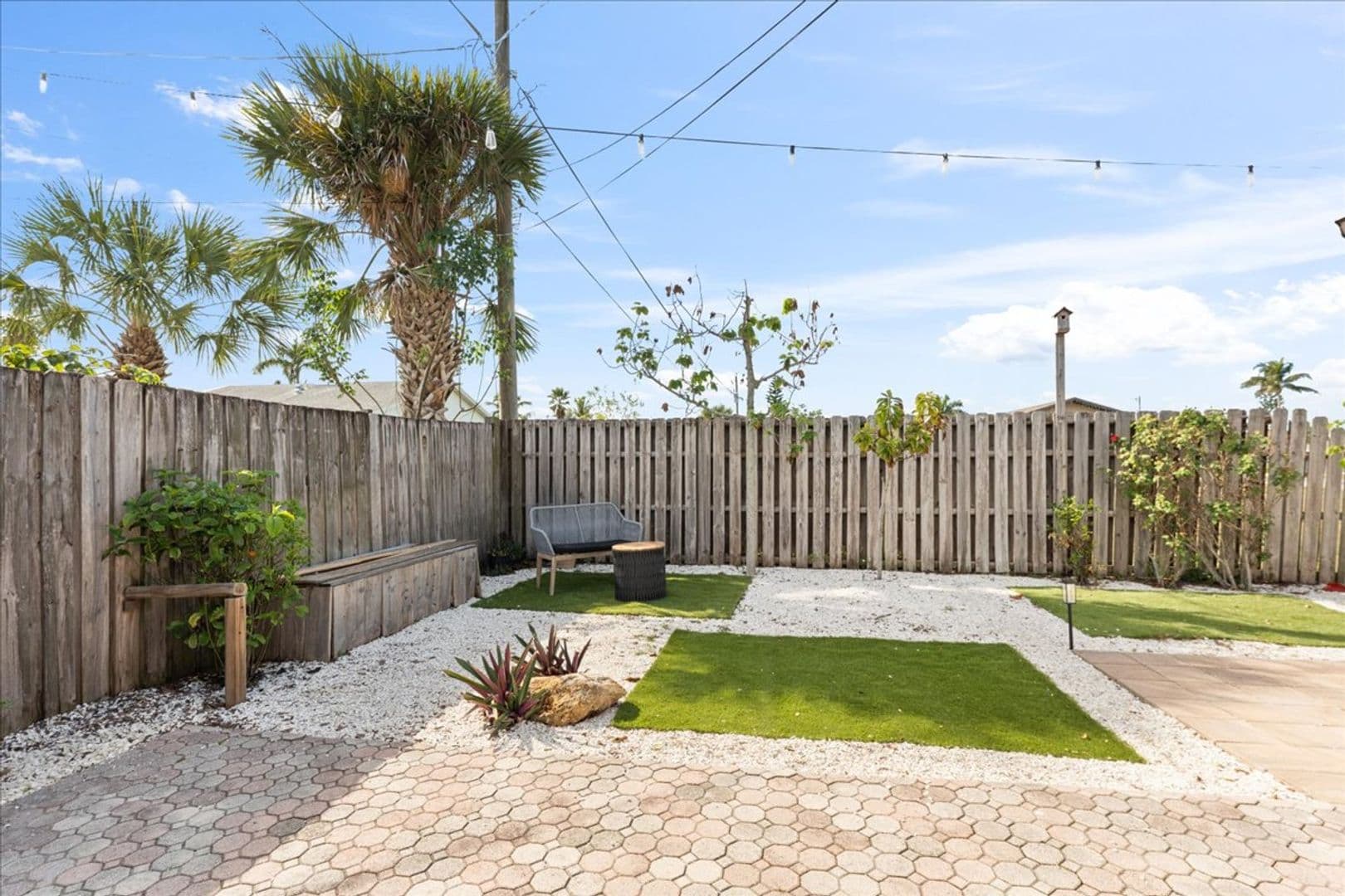 Naples House: 1332 Granada Boulevard
