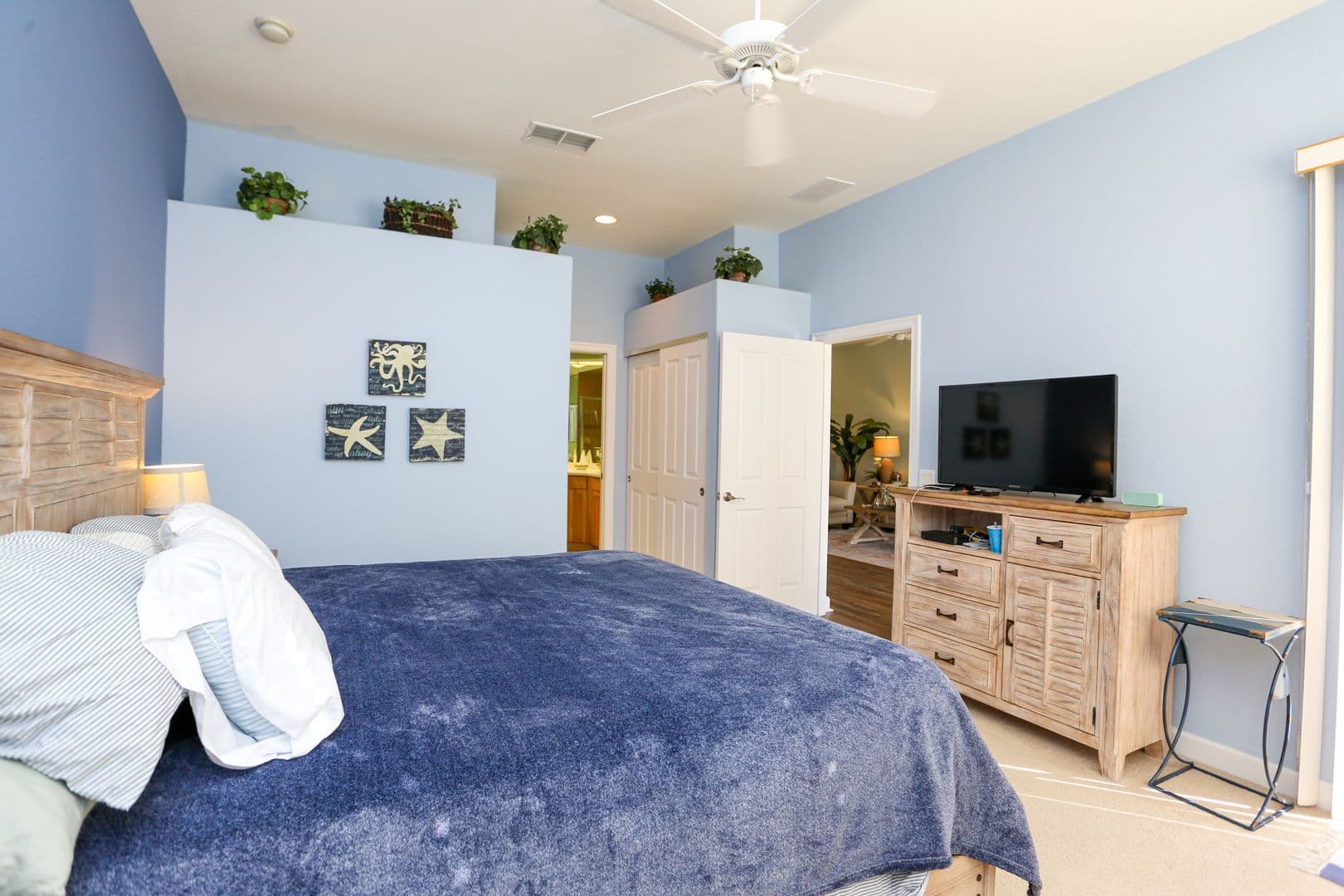 Estero House: 8565 Via Garibaldi #203