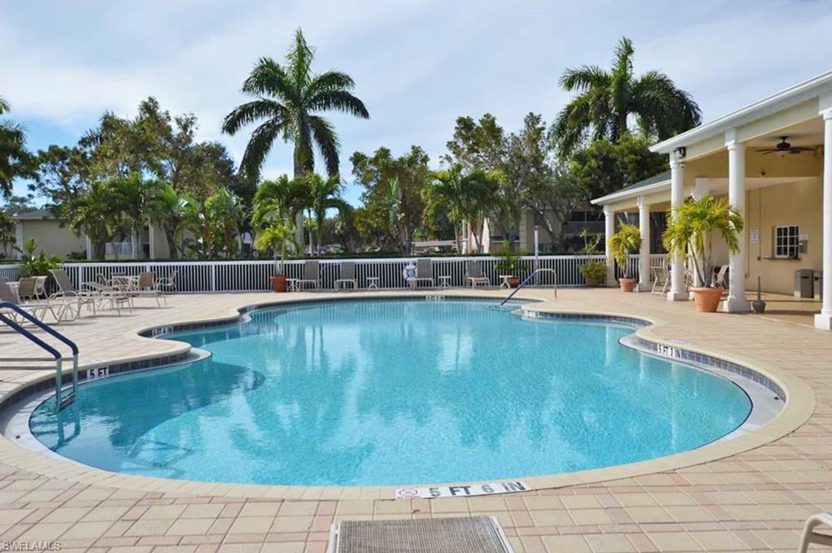 Bonita Springs House: 27107 Matheson Avenue Unit 4-108