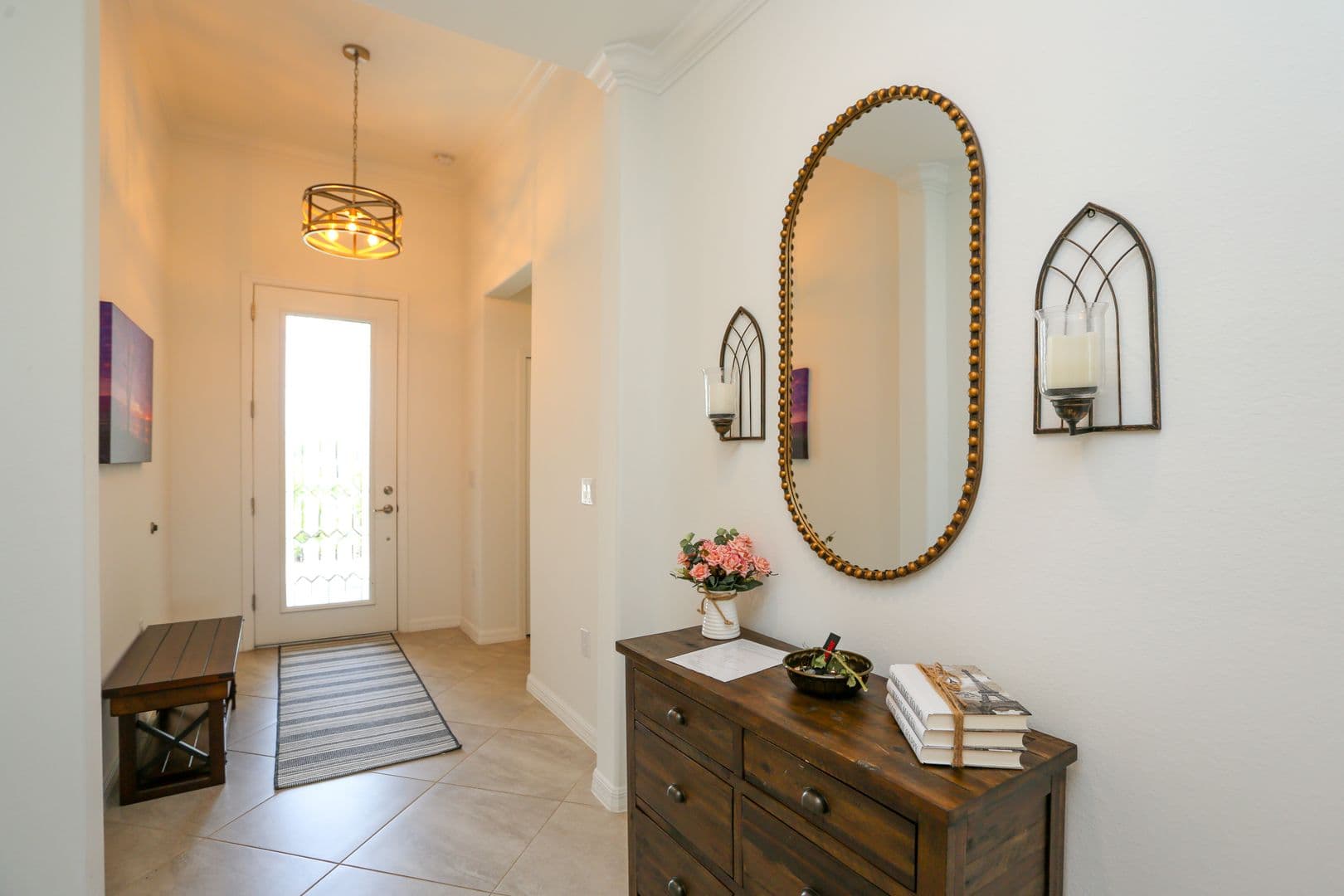 Naples House: 2155 Hamlin Street