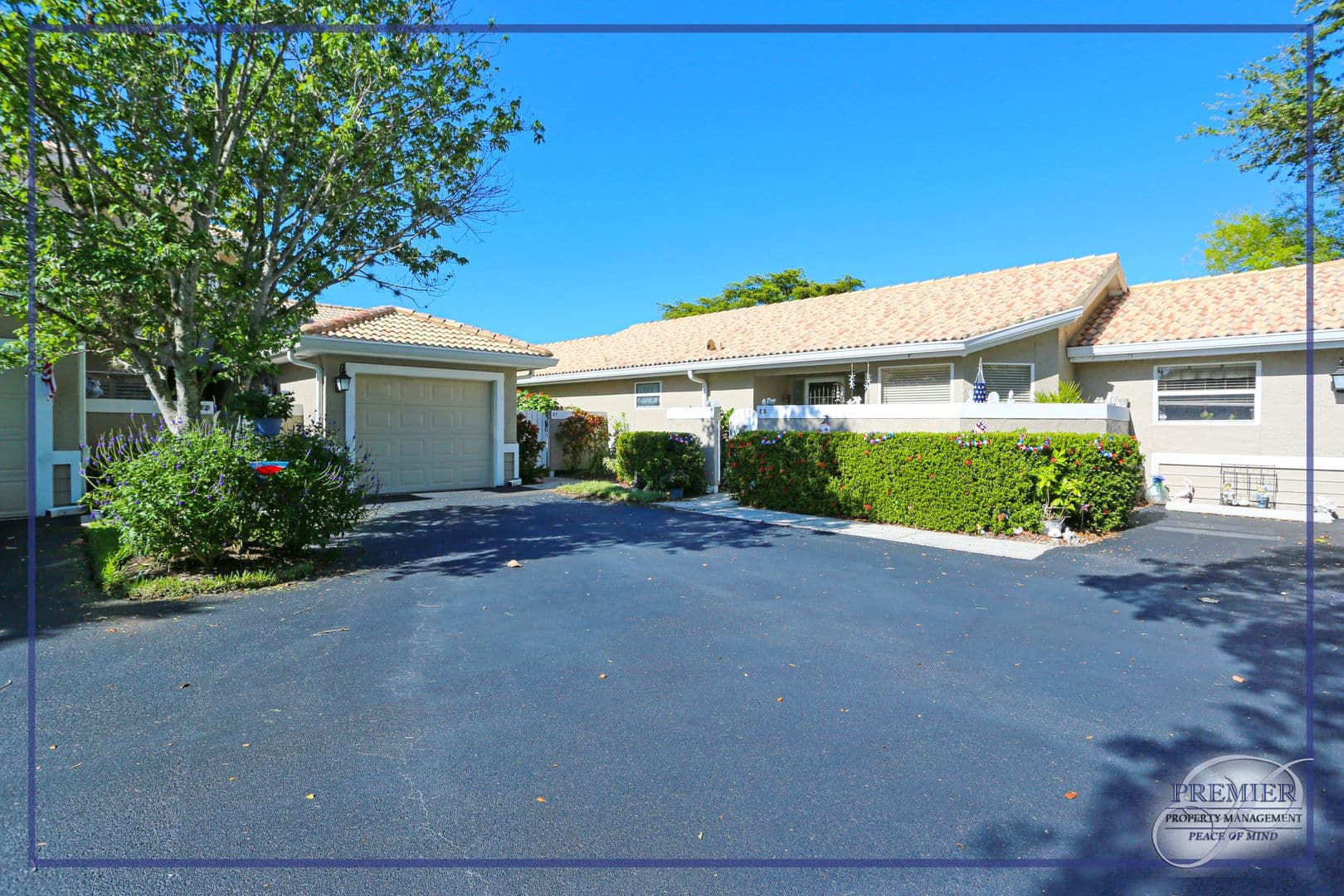 Naples House: 402 Emerald Bay Circle #E7