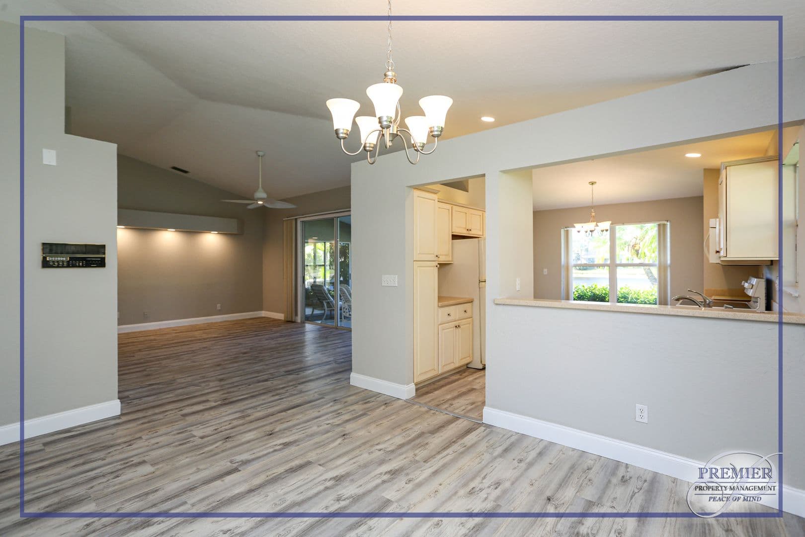 Naples House: 402 Emerald Bay Circle #E7