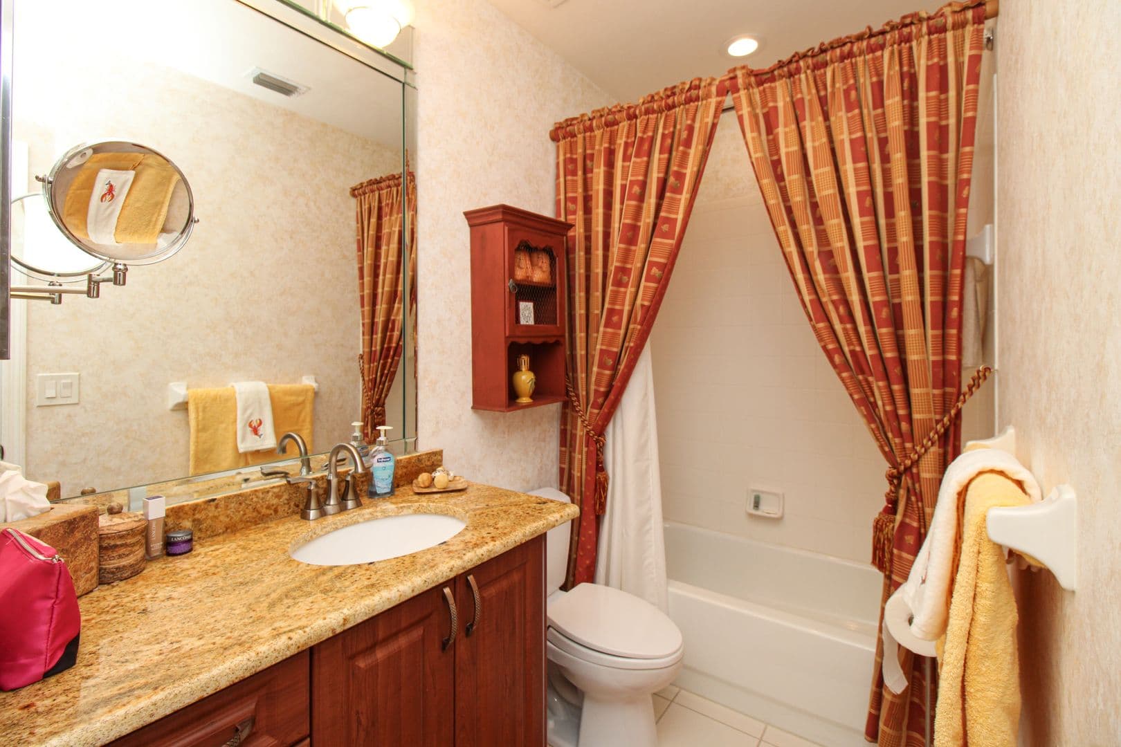 Naples House: 172 Vintage Circle Unit 202