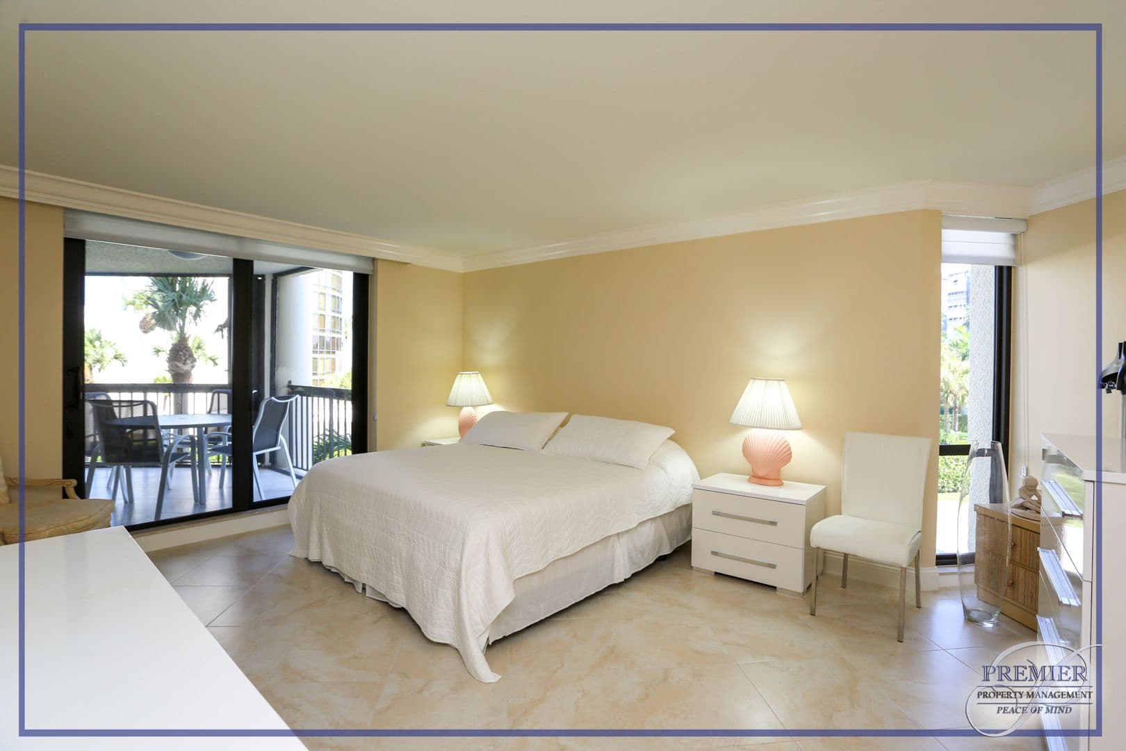 Naples Condo: 4551 Gulf Shore Boulevard N Unit 301
