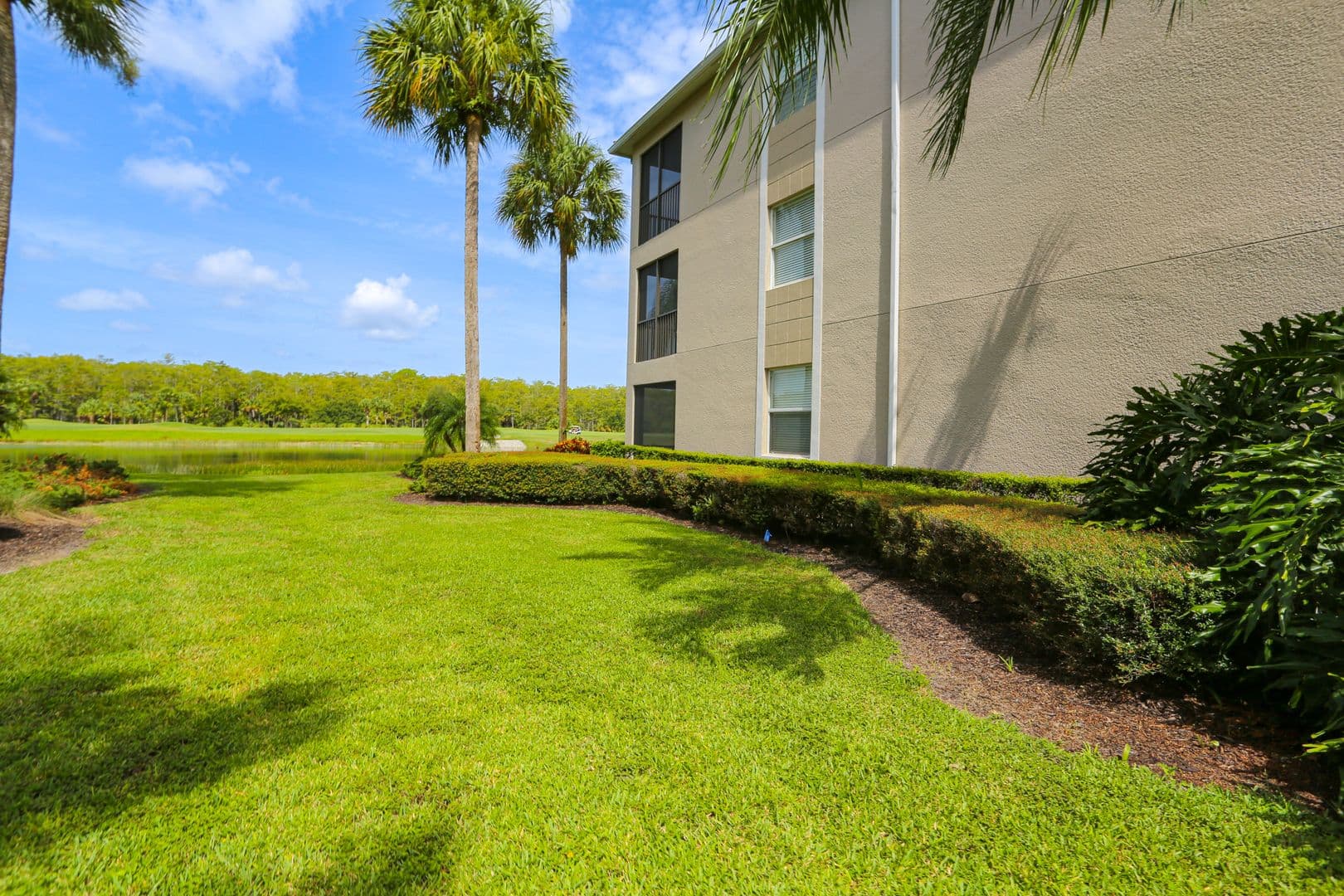 Naples House: 10275 Heritage Bay Boulevard #724