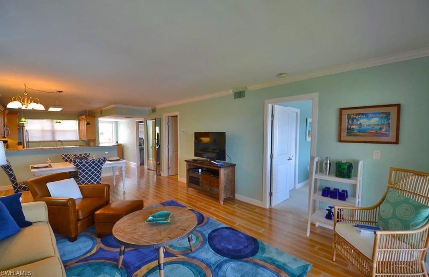 Naples House: 307 Goodlette Road South B506