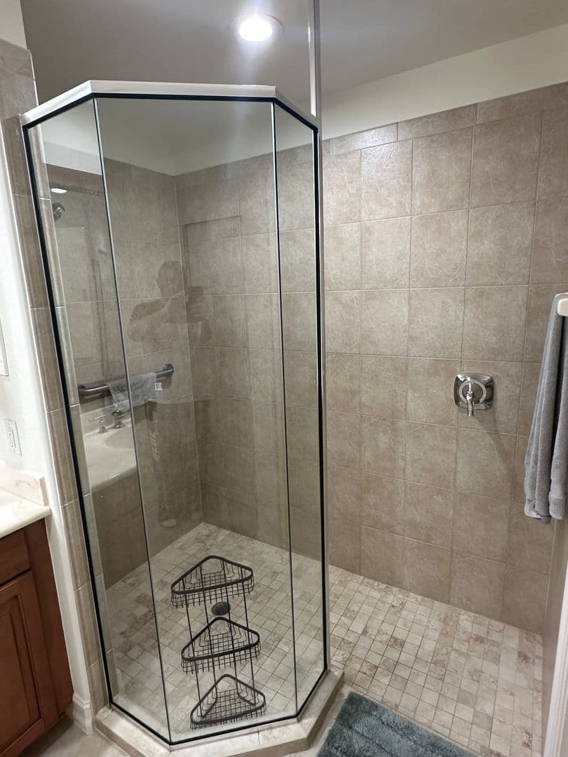 Naples House: 2004 Tarpon Bay Drive North Unit 101