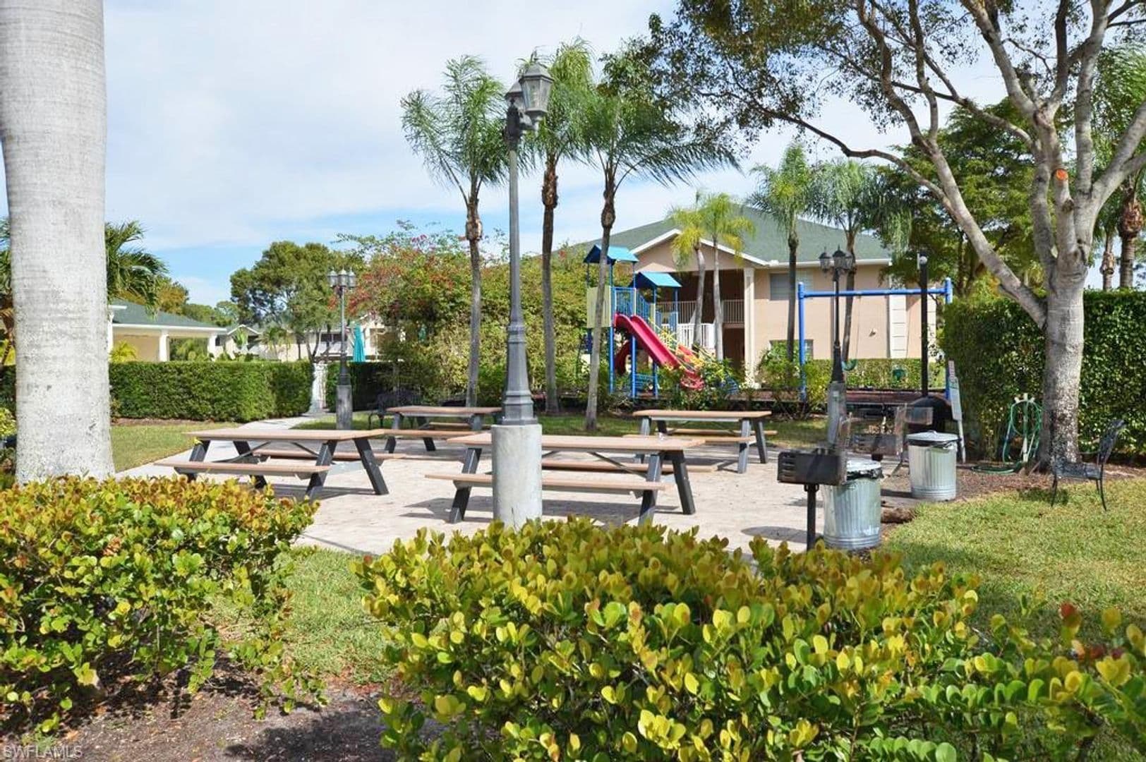 Bonita Springs House: 27107 Matheson Avenue Unit 4-108