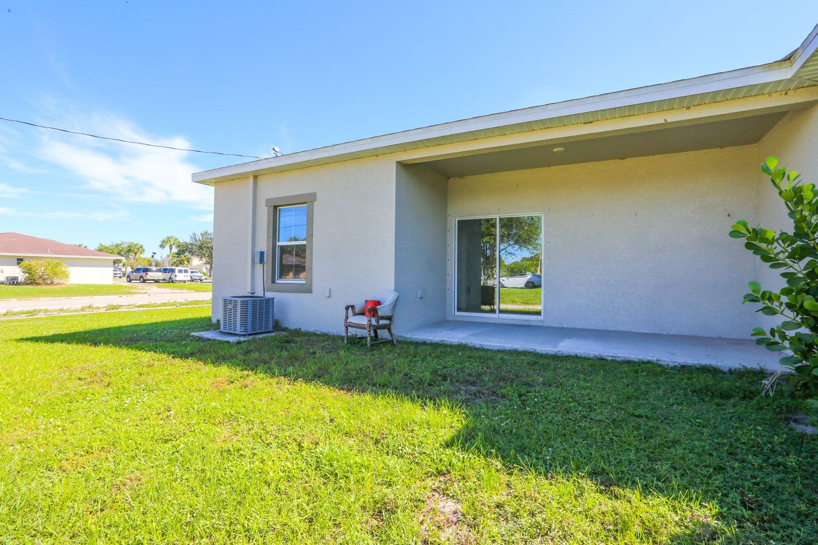 Naples Apartment: 2061 Sunshine Boulevard