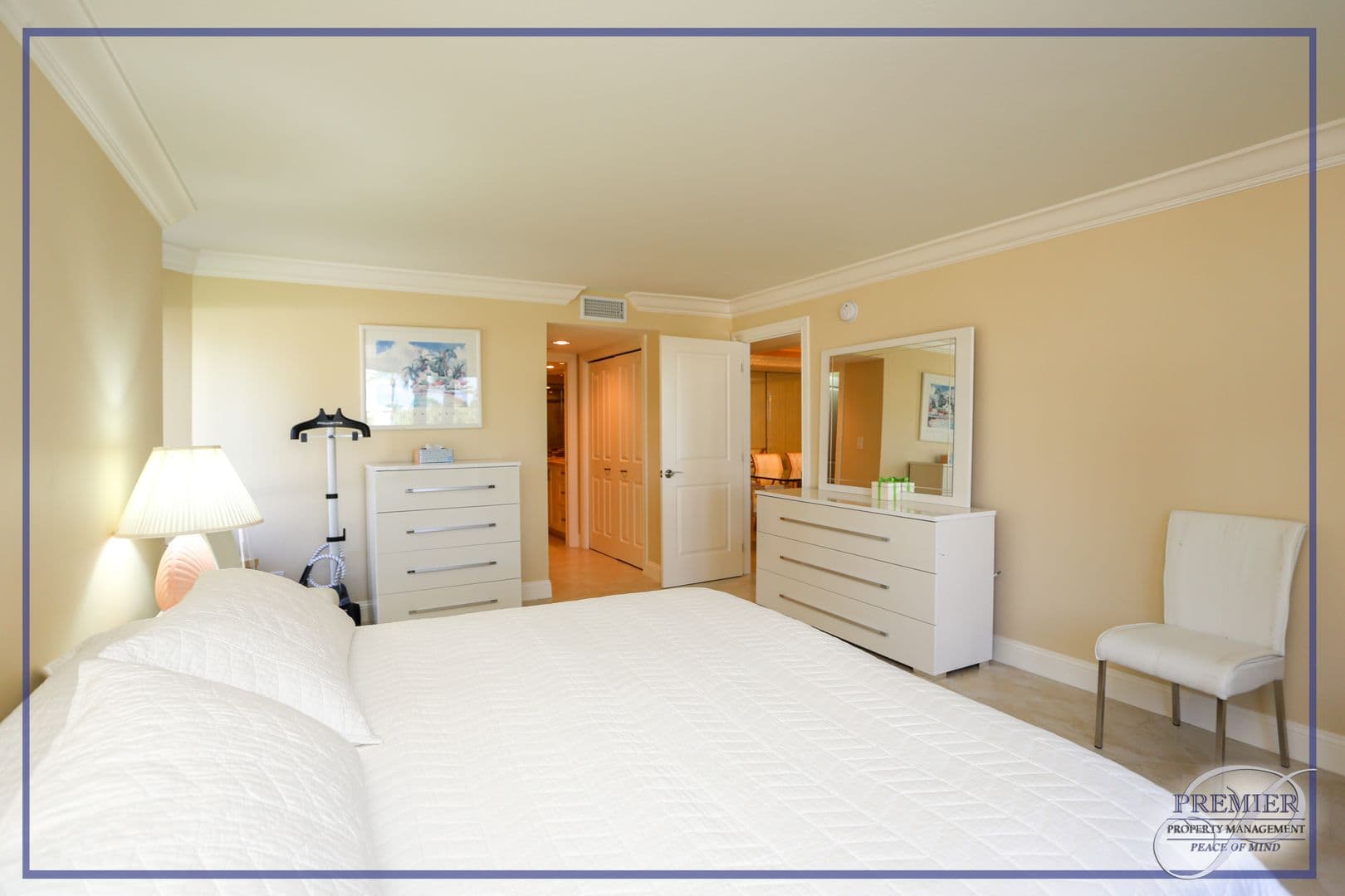 Naples Condo: 4551 Gulf Shore Boulevard N Unit 301