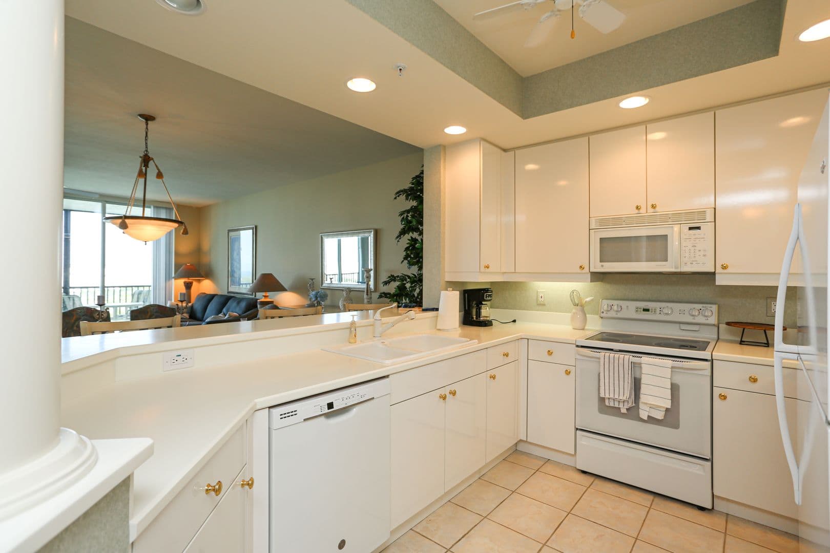 Naples House: 430 Cove Tower Drive Unit 1202