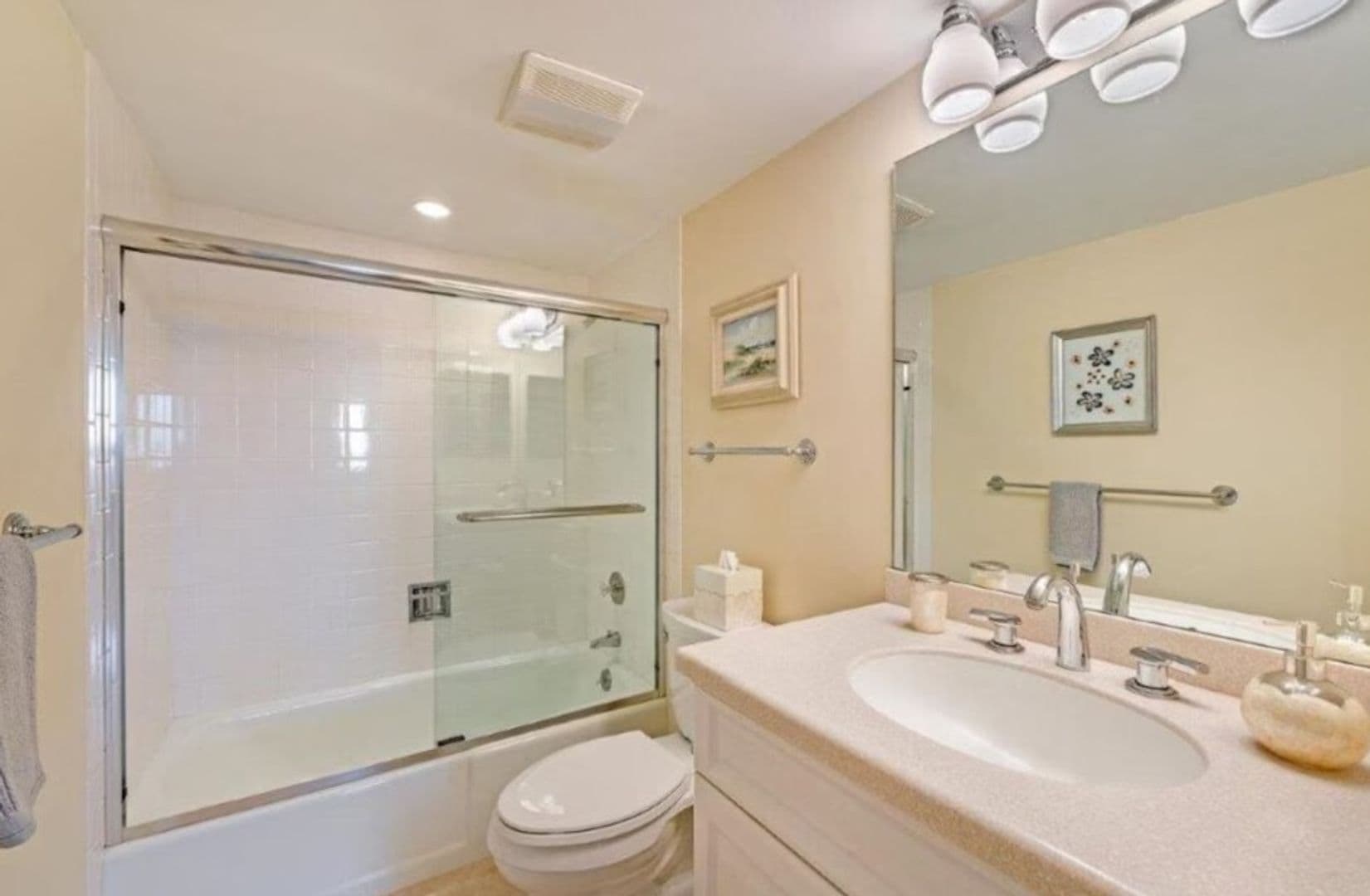 Naples Condo: 4005 Gulf Shore Boulevard North Unit #407