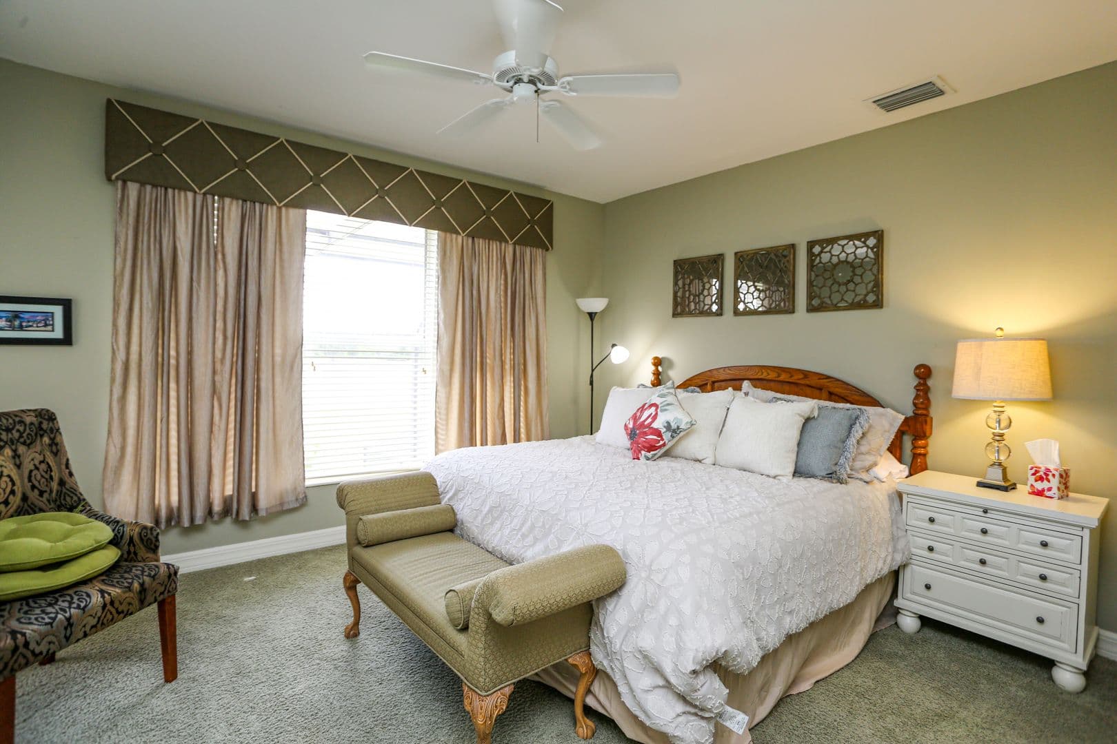 Naples House: 5945 Paradise Circle