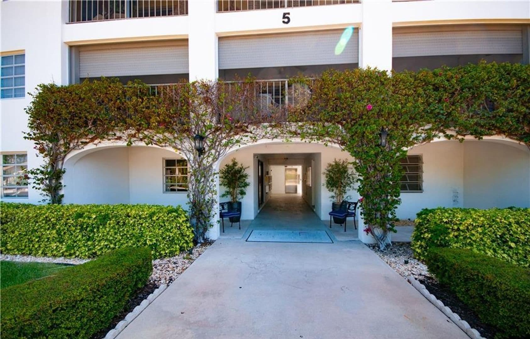 Naples House: 5 High Point Circle W Unit #206