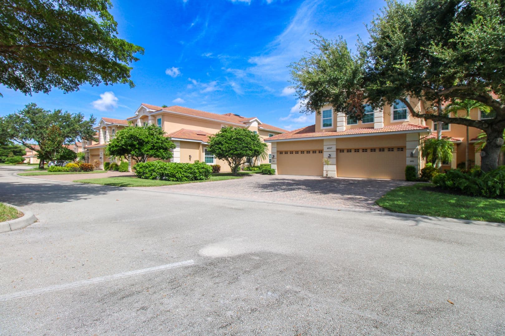 Naples House: 6017 Trophy Drive #601