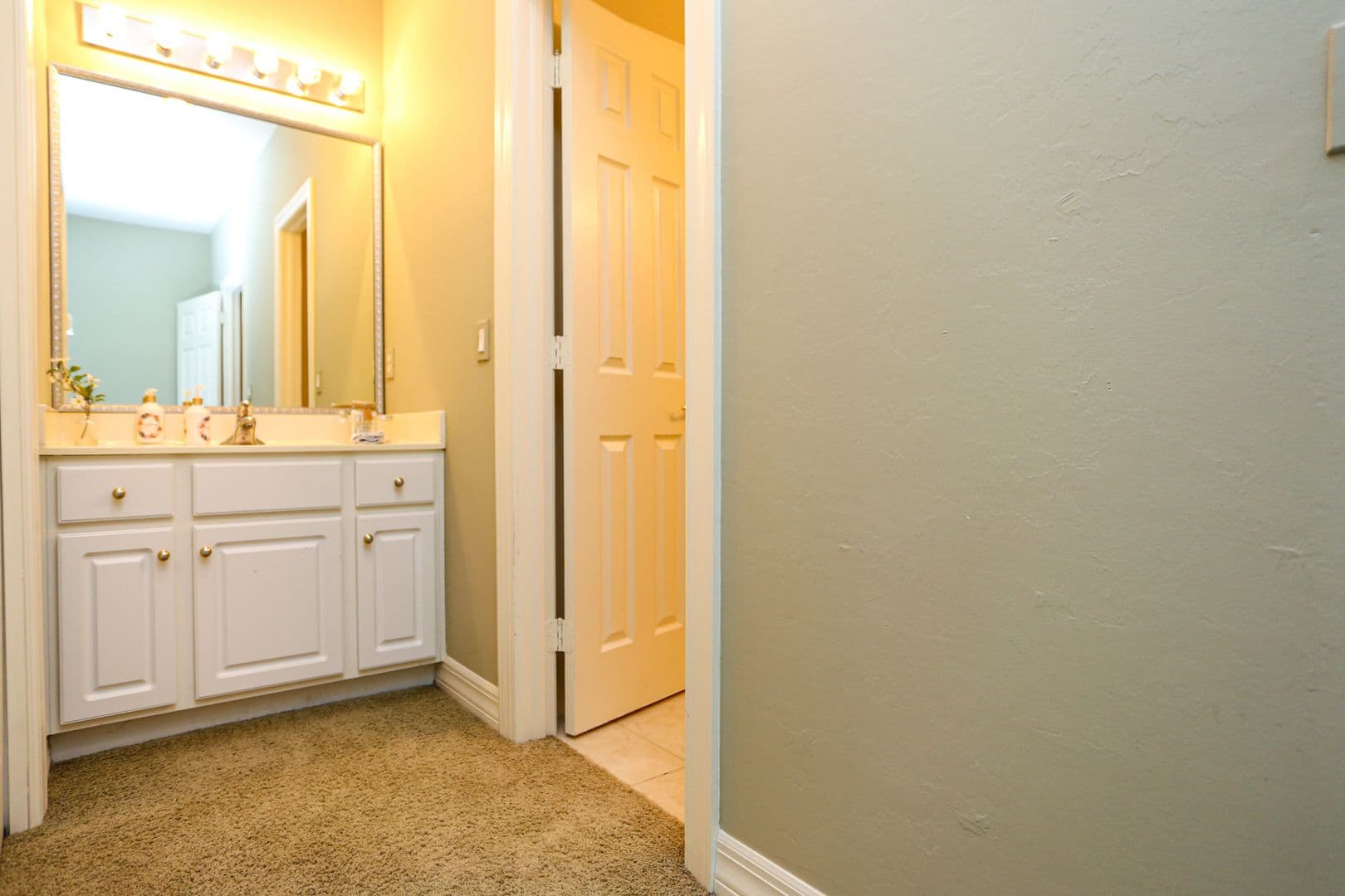 Naples House: 5945 Paradise Circle