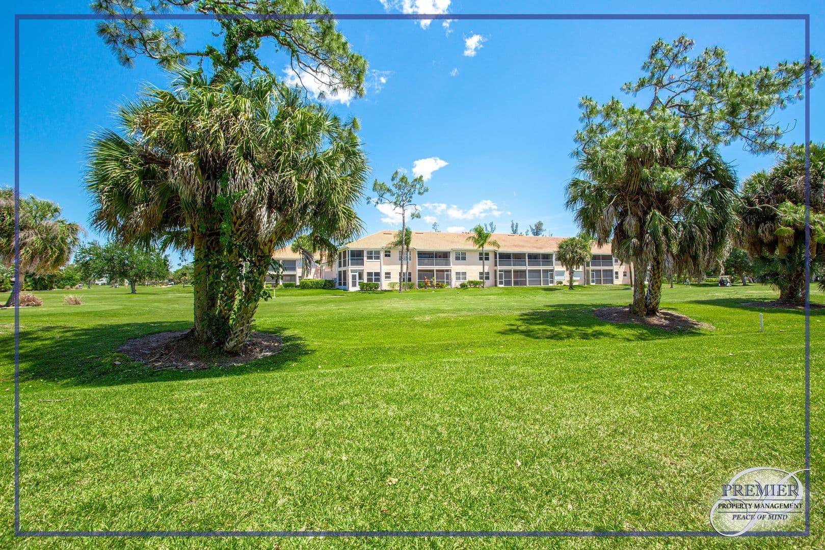 Naples House: 225 Turtle Lake Court #106