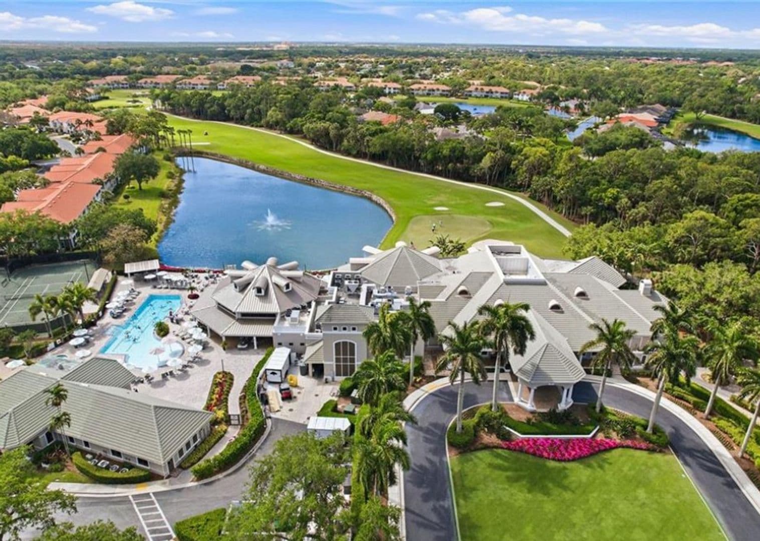 Naples House: 1789 Winding Oaks Way