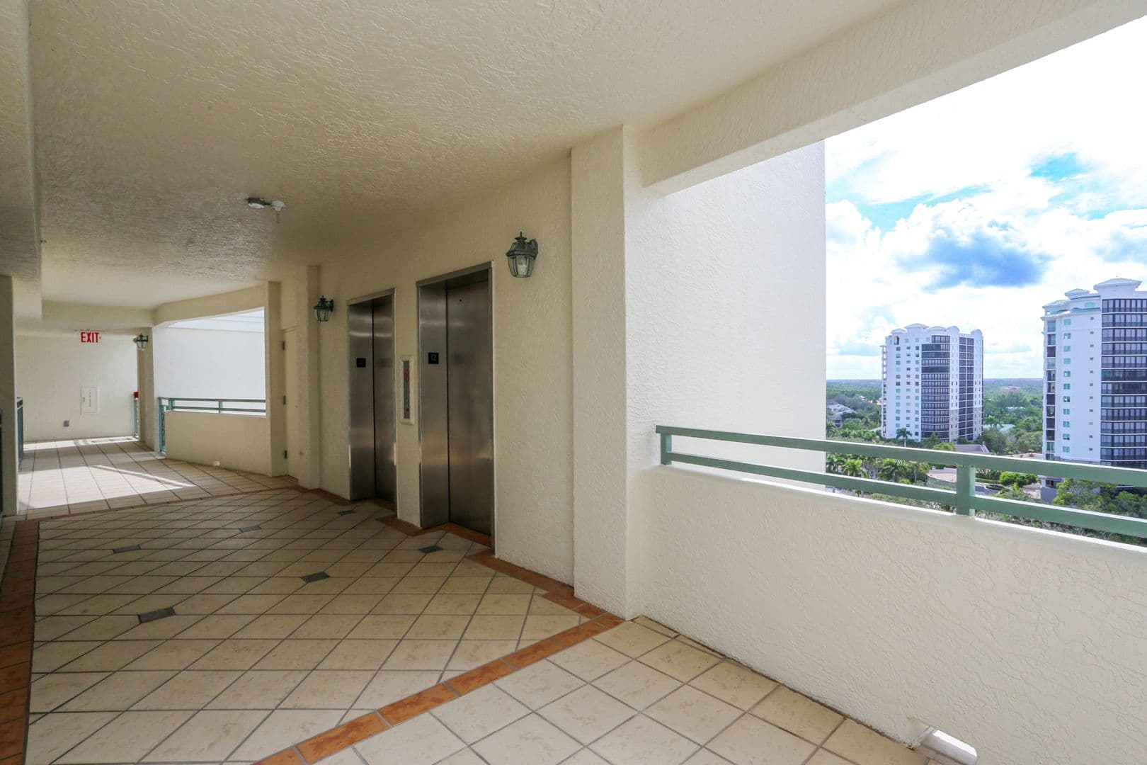 Naples House: 430 Cove Tower Drive Unit 1202