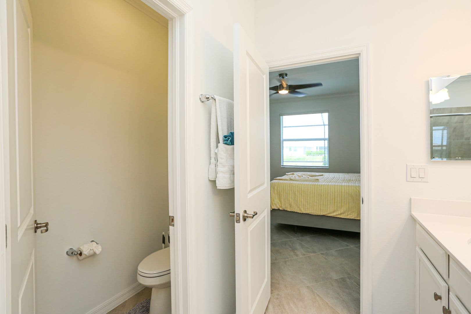 Naples House: 2155 Hamlin Street