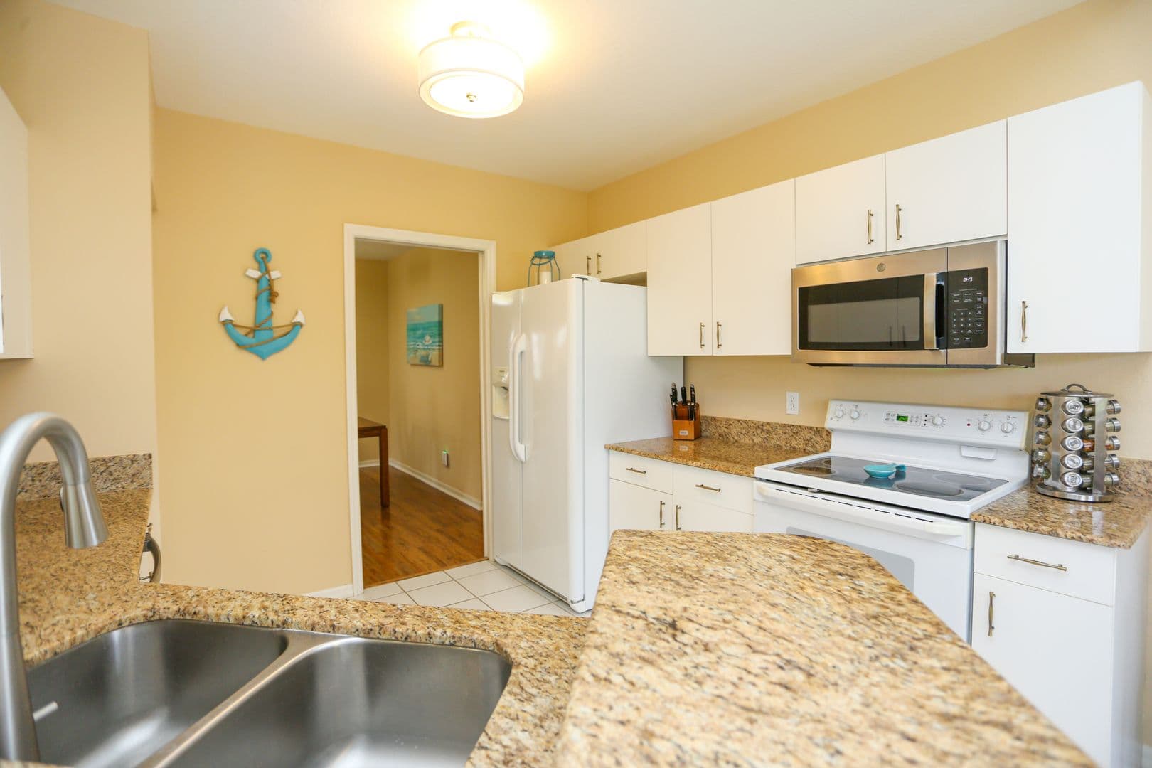 Bonita Springs House: 9111 Las Maderas Drive Unit 102