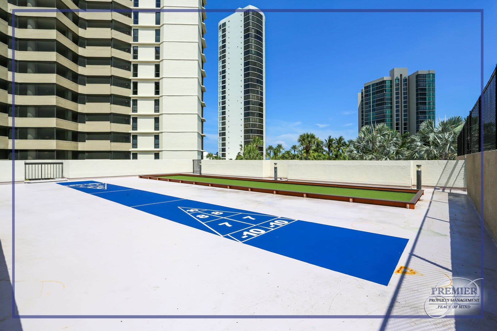 Naples Condo: 4551 Gulf Shore Boulevard N Unit 301