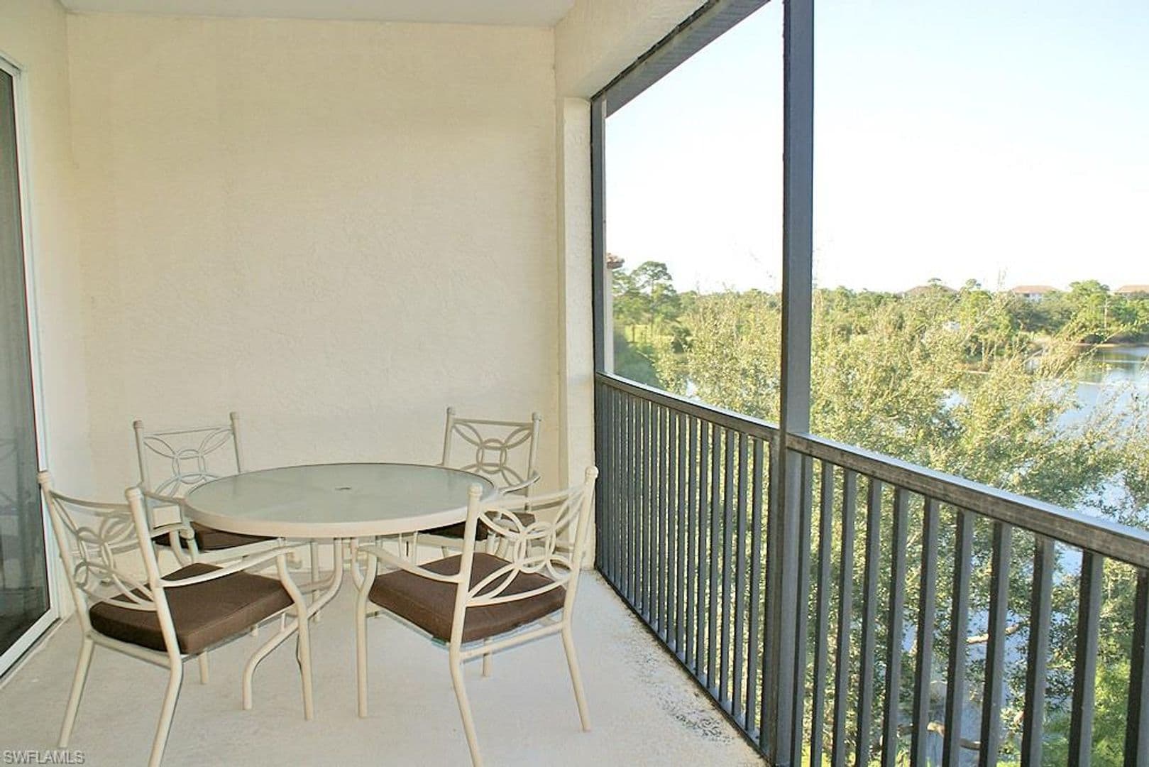 Estero House: 4640 Turnberry Lake Drive #403